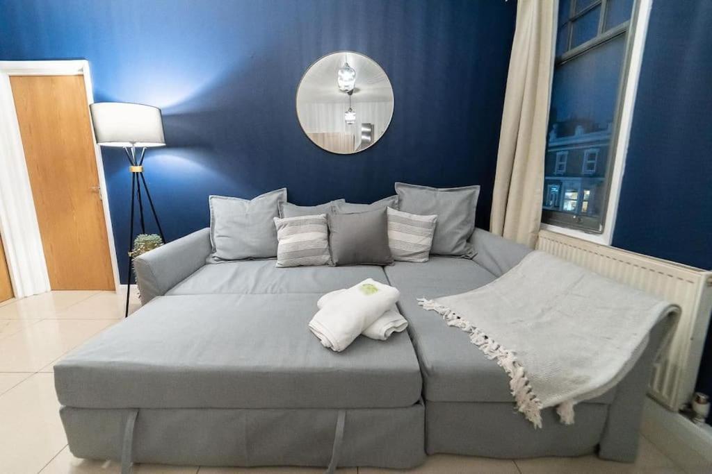 2 Bedroom Apartment 伦敦 外观 照片